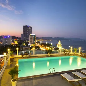 Happy Light **** Nha Trang
